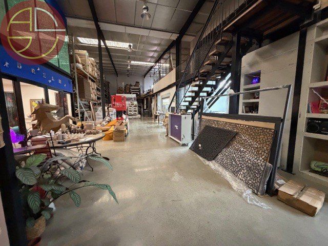 Vente local 1000 m² à TOULOUSE
