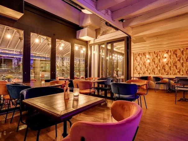 Location boutique 280 m² non divisibles