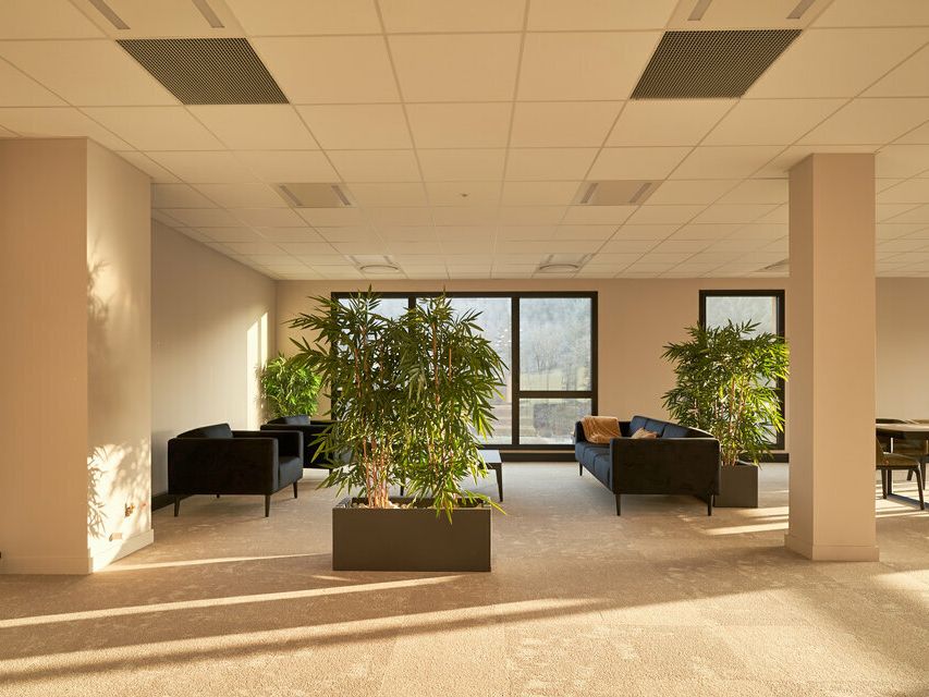 À VENDRE – BUREAUX AU SEIN D'UN NOUVEAU PÔLE ÉCONOMIQUE – TARARE (OUEST LYONNAIS)