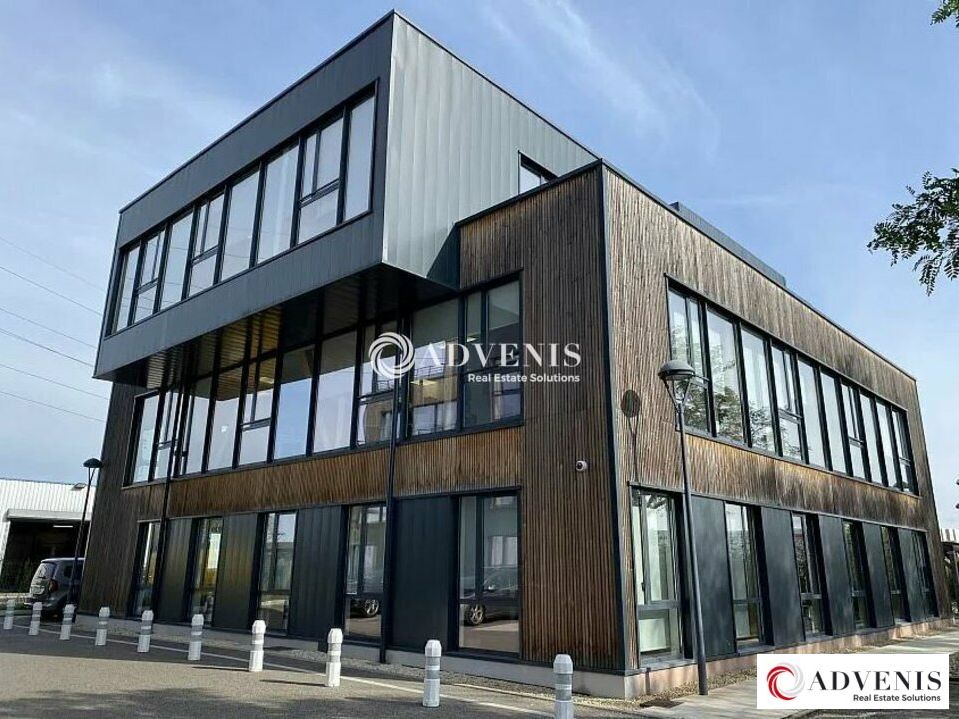 BUREAUX - A LOUER - 3889 M² DIVISIBLE