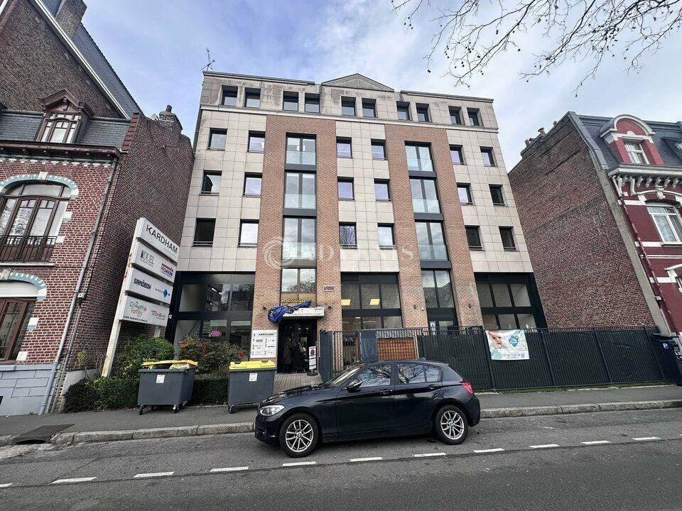 Location bureaux 126 m² non divisibles