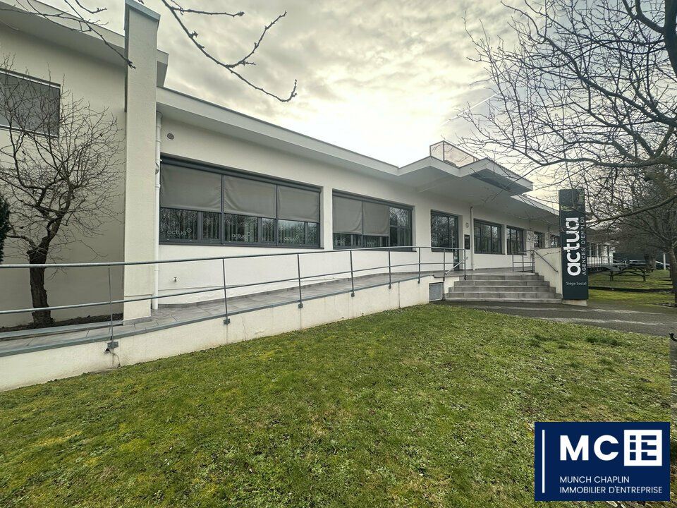 Location bureaux 487 m² non divisibles