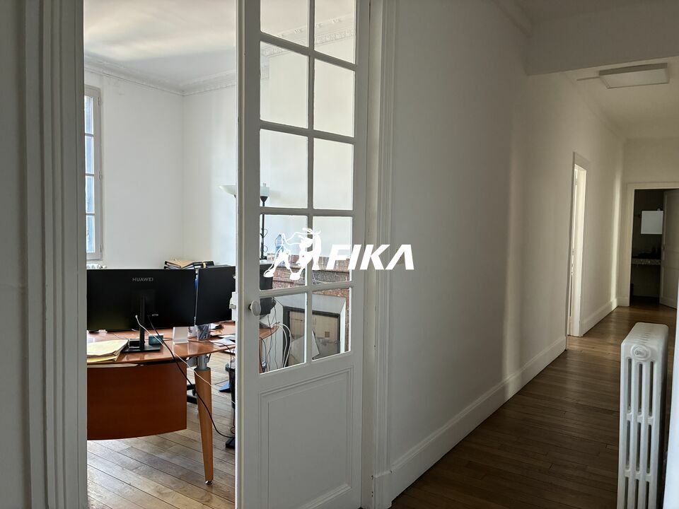 A LOUER BUREAUX 166m² - (31000) Toulouse Hyper centre 