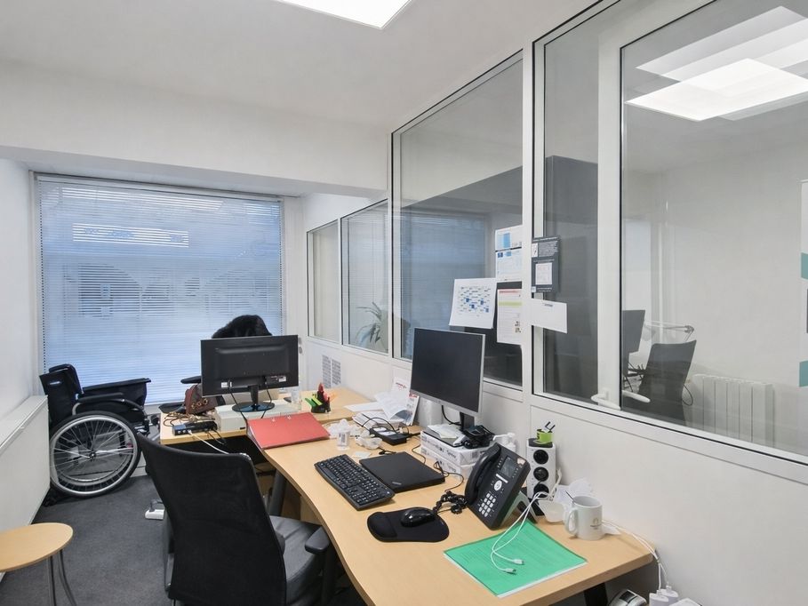 Location bureaux 159 m² non divisibles