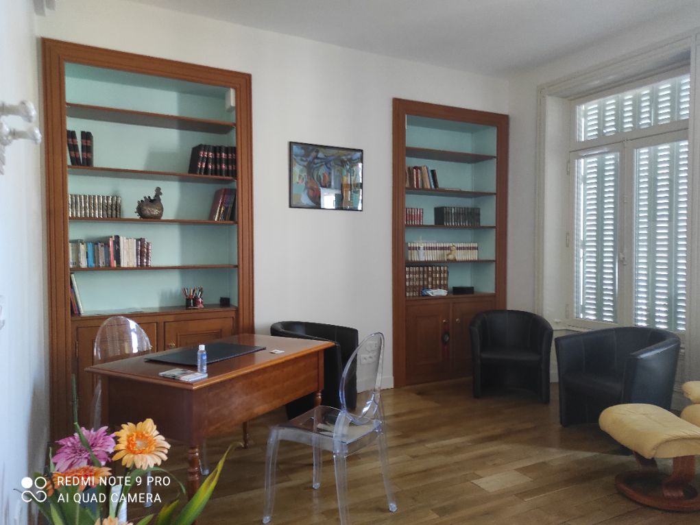 Location bureaux 21.43 m² à LIMOGES