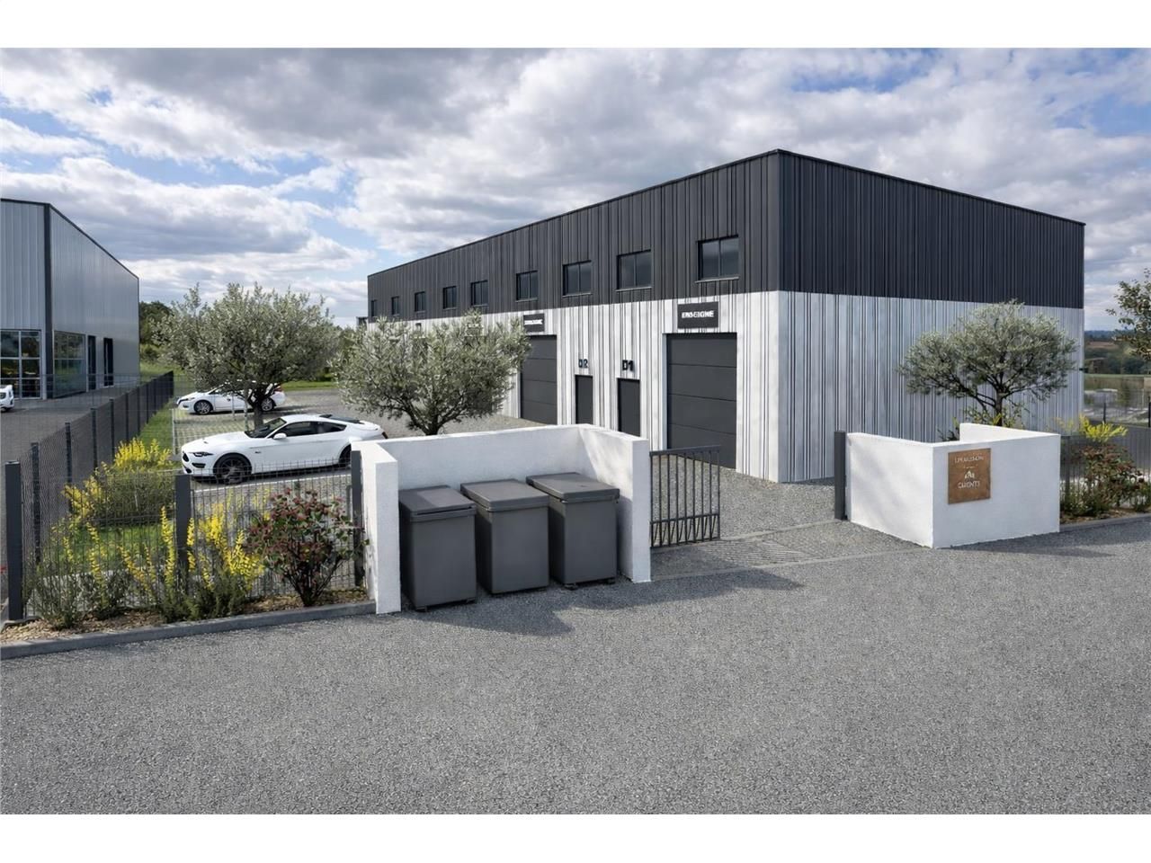 Vente local 130 m² à Drémil-Lafage