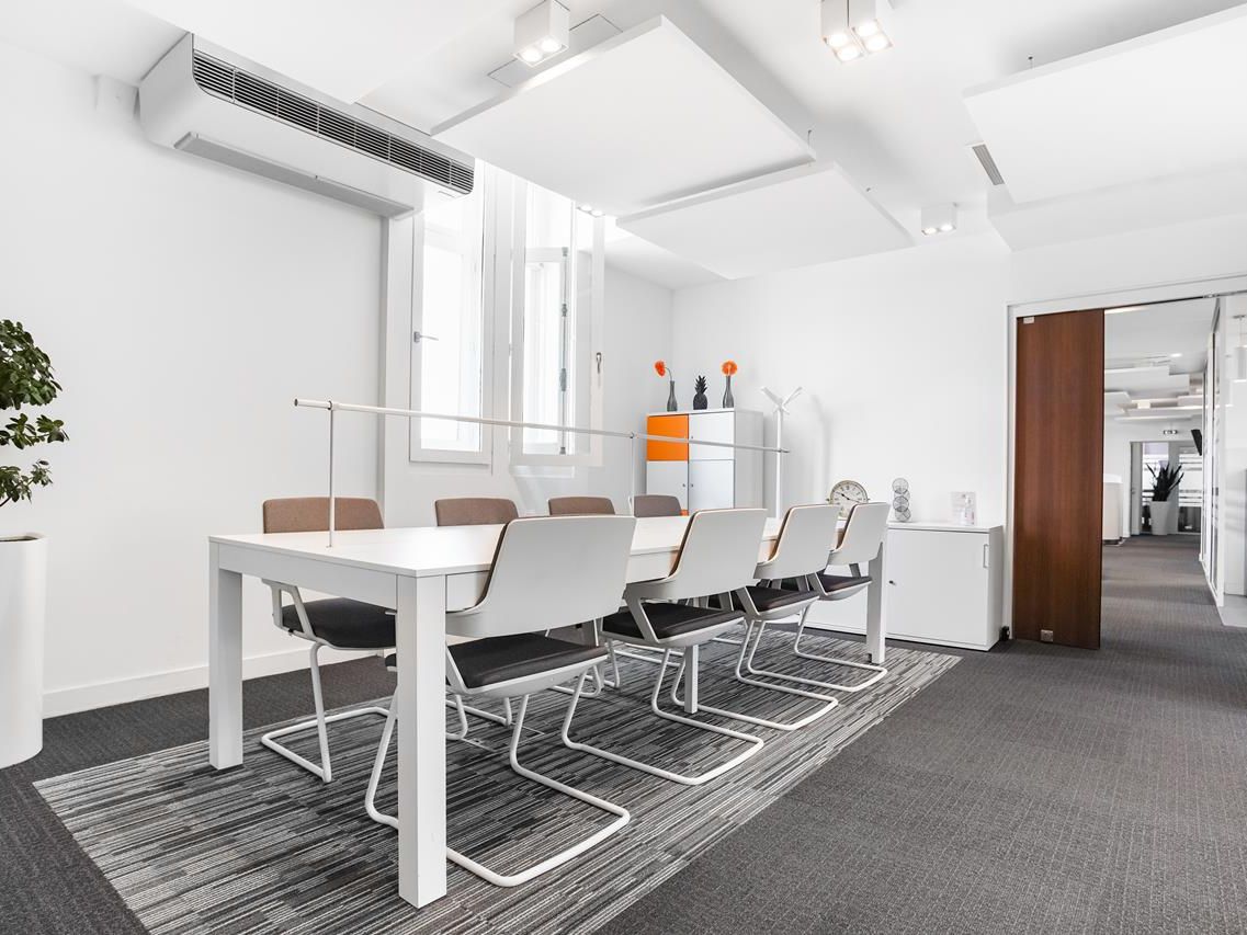 Regus_Gare De Bordeaux_2297_Bordeaux_France_CoworkingArea_2