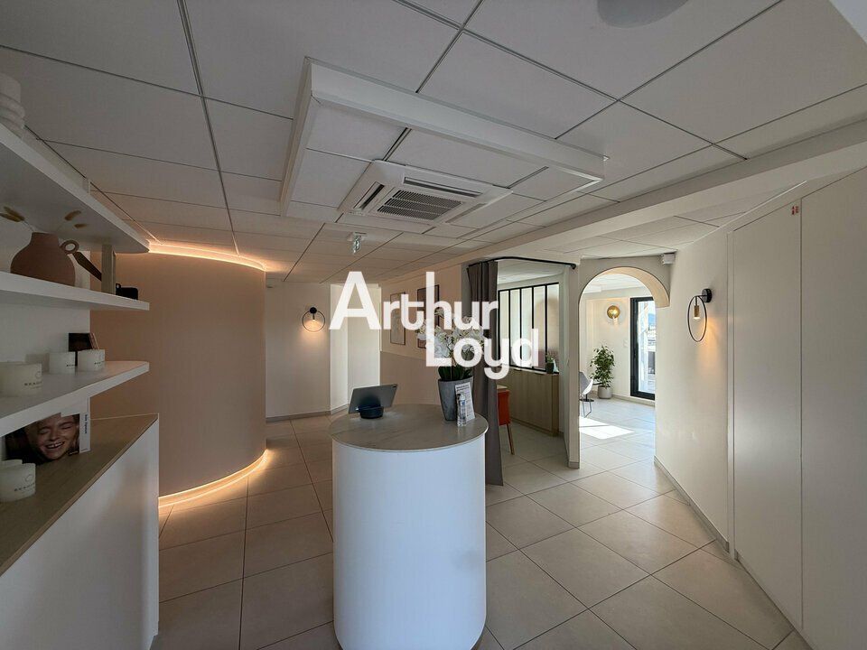 Location bureaux 192 m² non divisibles