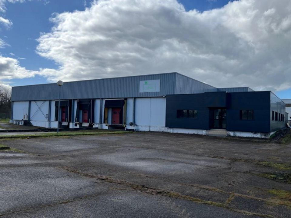 Bâtiment agroalimentaire à vendre ou à louer de 1 100 m² à Migennes (89)