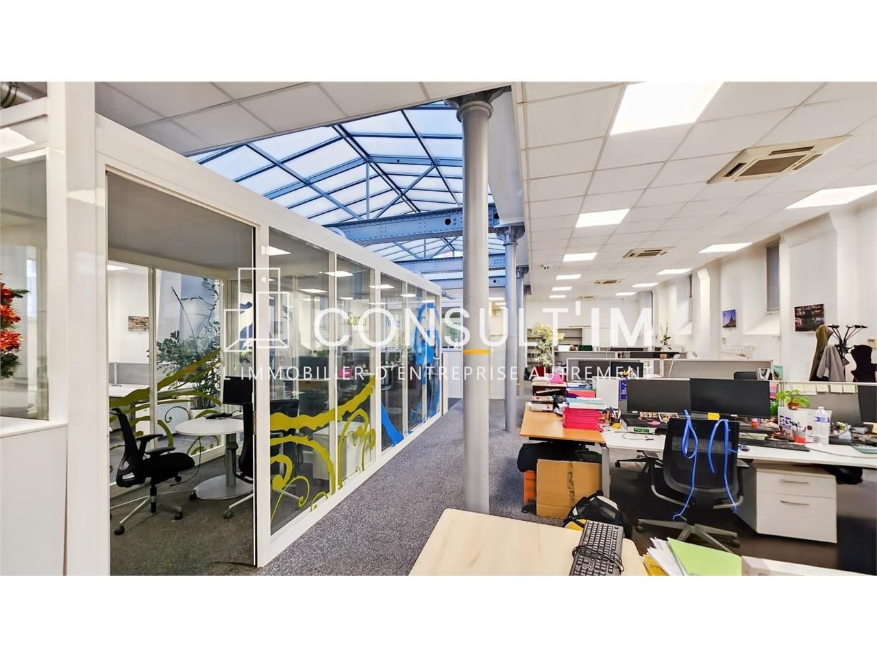 Location bureaux 856 m² non divisibles