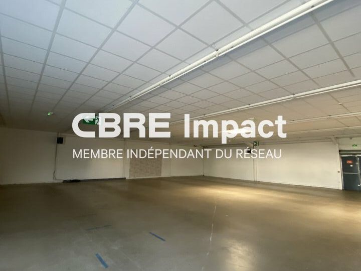 A louer - Montceau-les-Mines - Local 400 m²