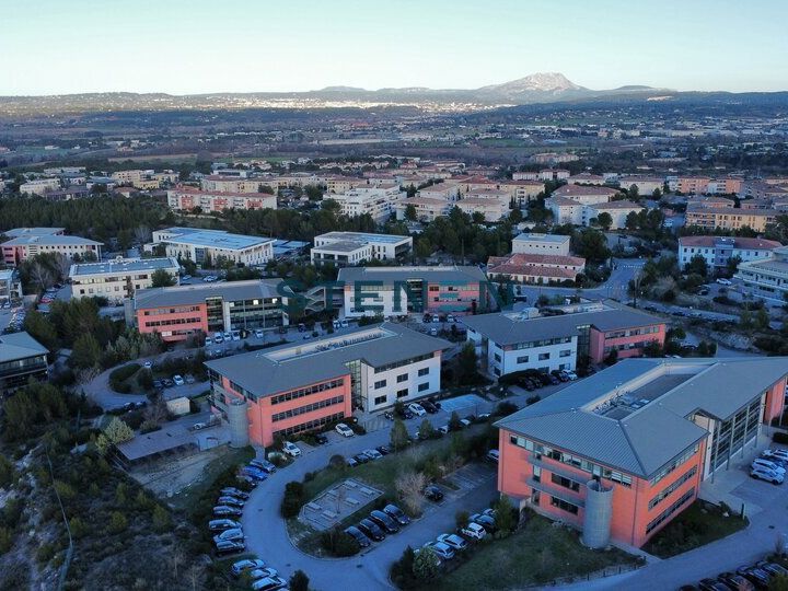 Location bureaux 187 m² non divisibles