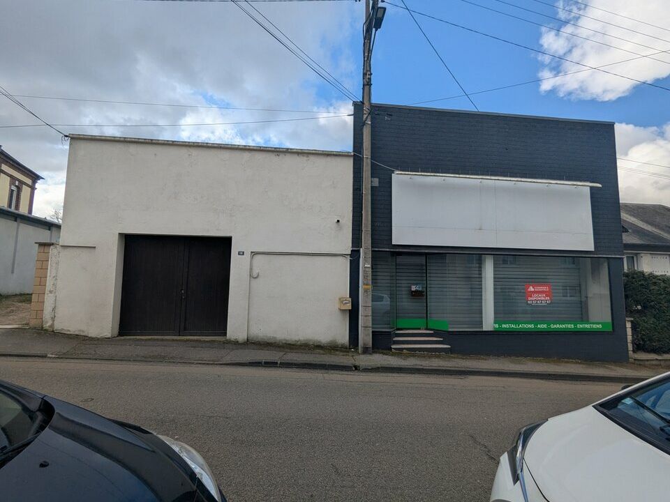 A LOUER LOCAL COMMERCIAL/STOCKAGE