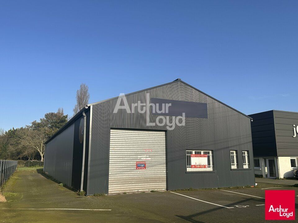 Location local d''activites 345 m² non divisibles