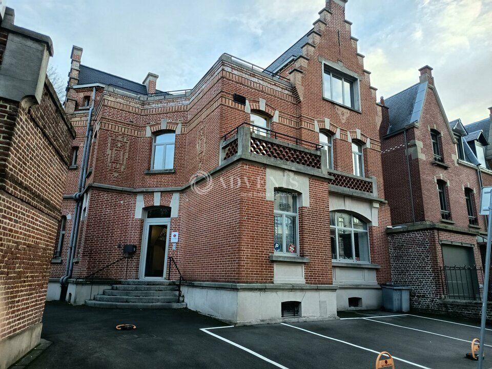 Location bureaux 570 m² non divisibles