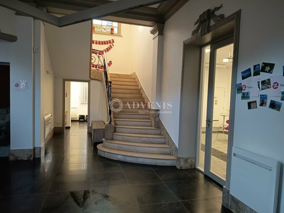 IMMEUBLE DE STANDING DE 570 M² !