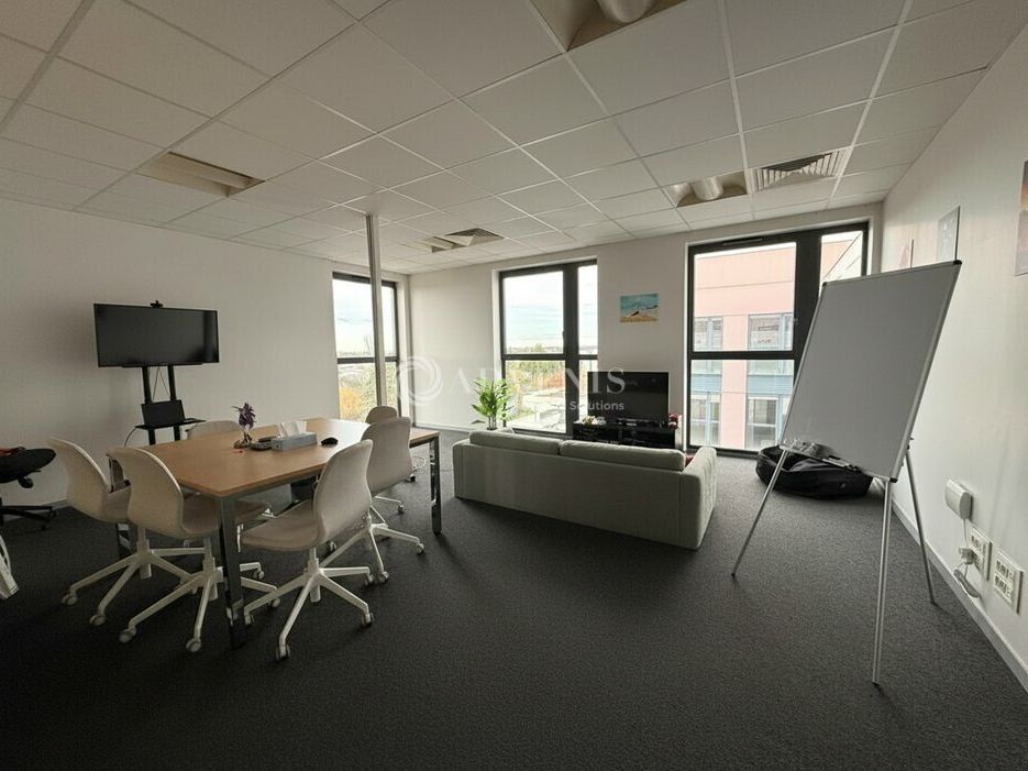 Location bureaux 130 m² non divisibles