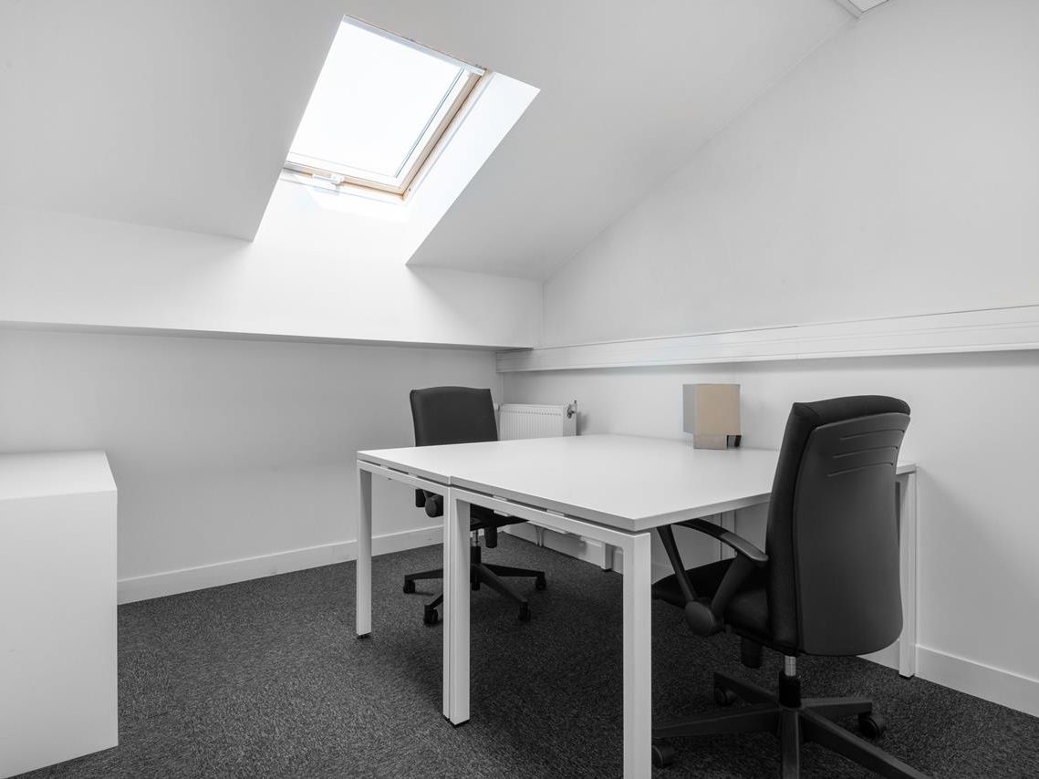 Stop & Work_Beauvais_3918_Beauvais_France_SmallOffice