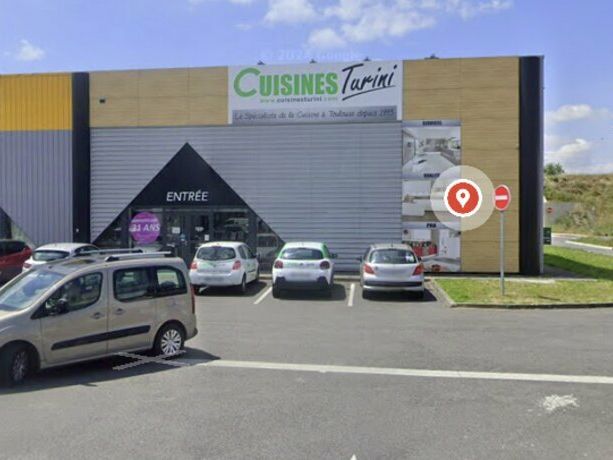 Location local commercial 450 m² non divisibles