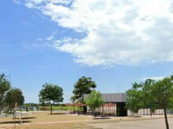 A louer BEFA 500 m² Restauration sur rond point