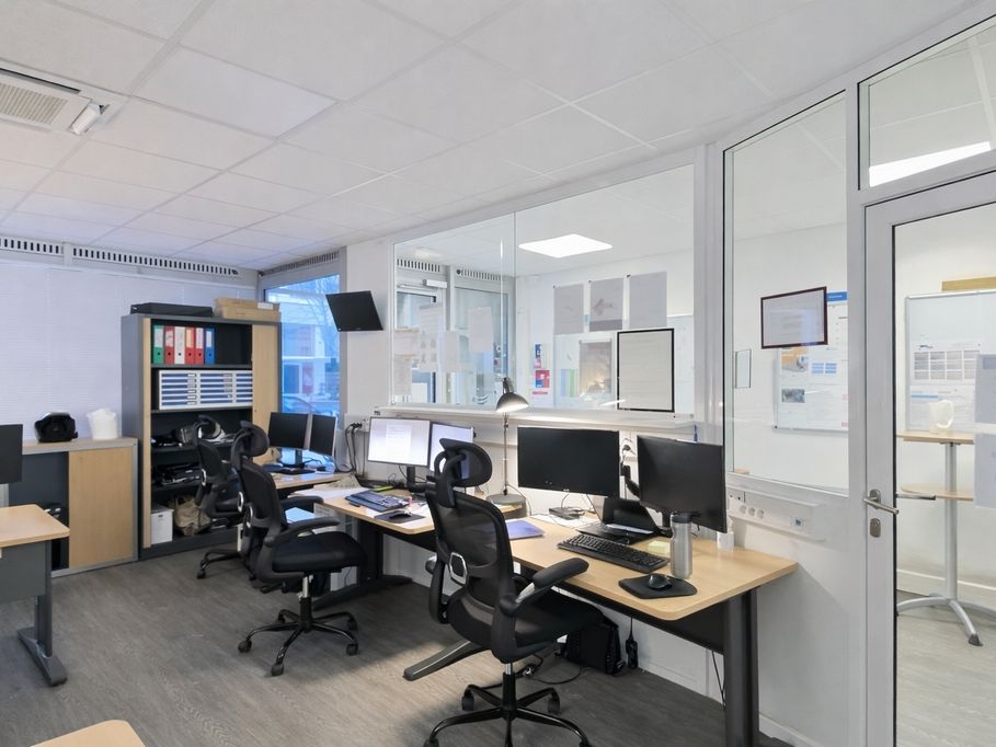 Location bureaux 97 m² non divisibles