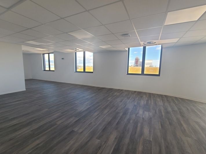 Bureaux de 348 m² à vendre – Sète