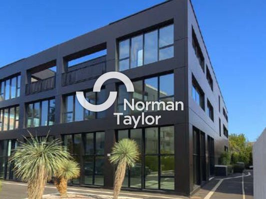 Location bureaux 766 m² divisibles à partir de 122 m²