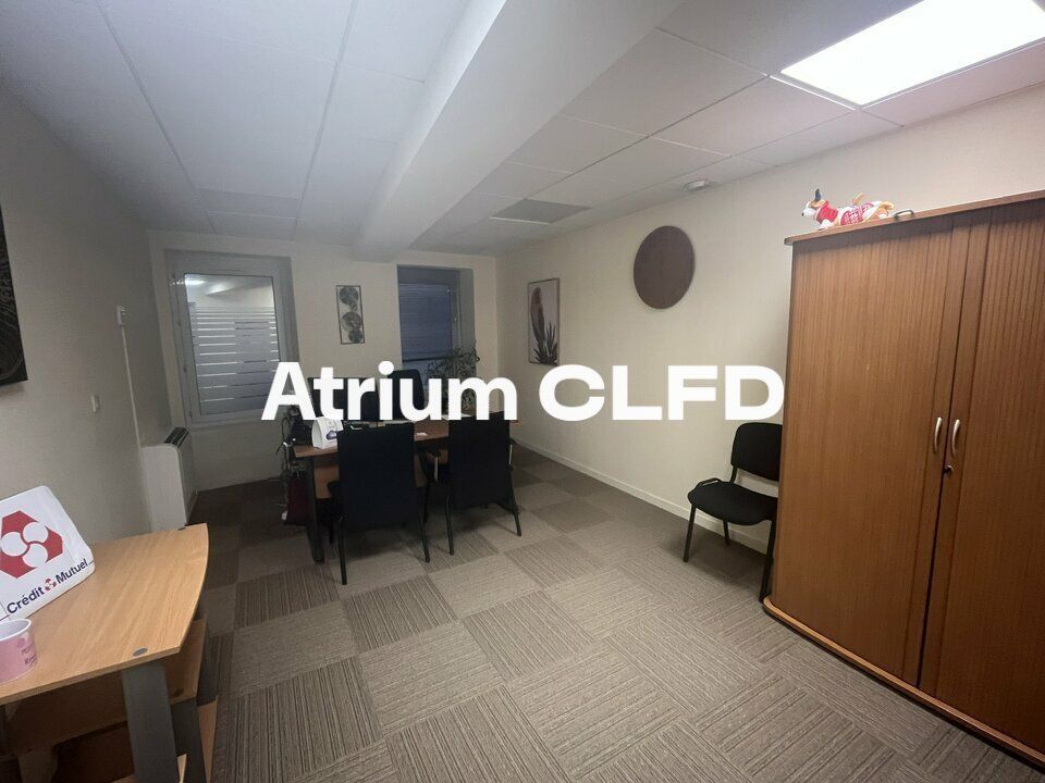 À LOUER - LOCAL COMMERCIAL 150 M² - PONT-DU-CHÂTEAU