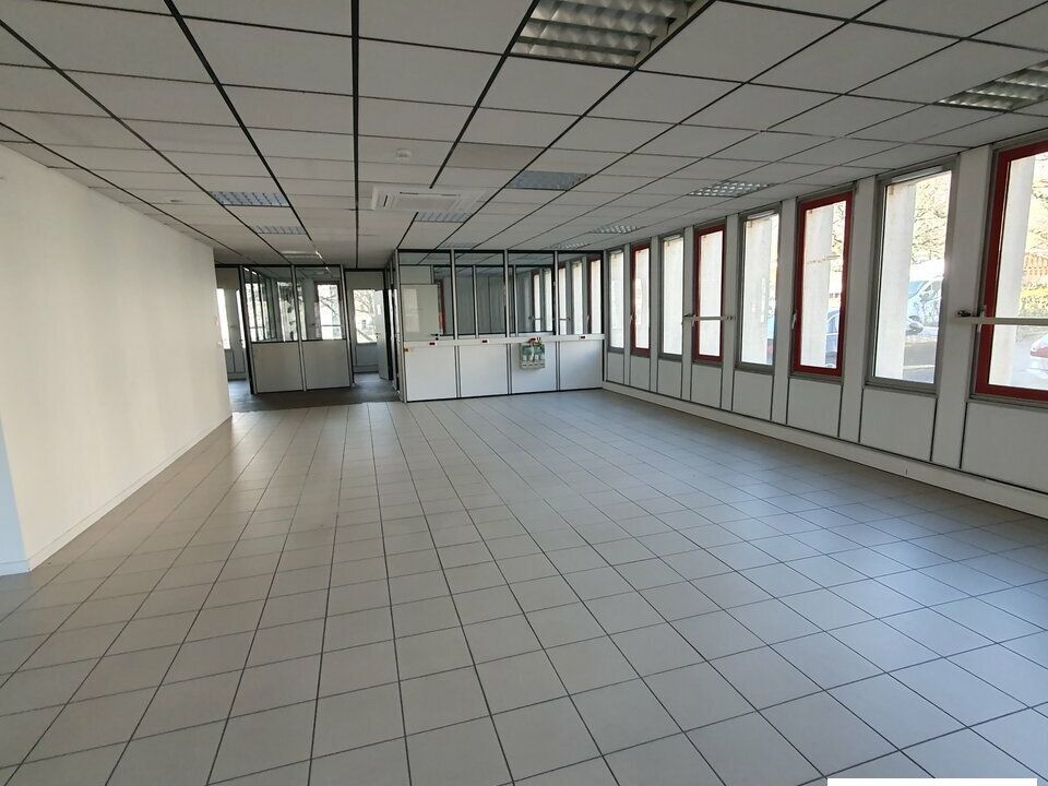 Location bureaux 195 m² non divisibles