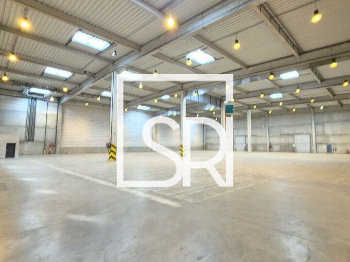 Location entrepot 5801 m² divisibles à partir de 2696 m²