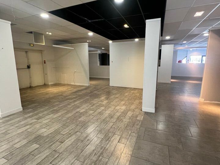 LOCATION LOCAL COMMERCIAL 450M2 PORTET SUR GARONNE.
