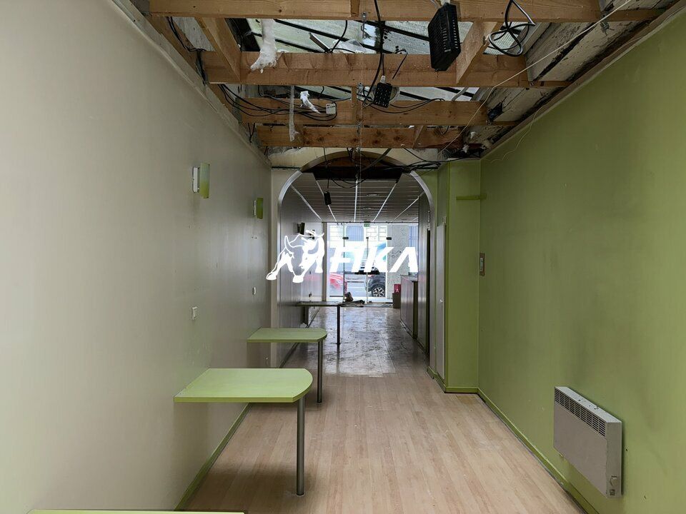 A LOUER - LOCAL COMMERCIAL - 85 m² - (33000) BORDEAUX