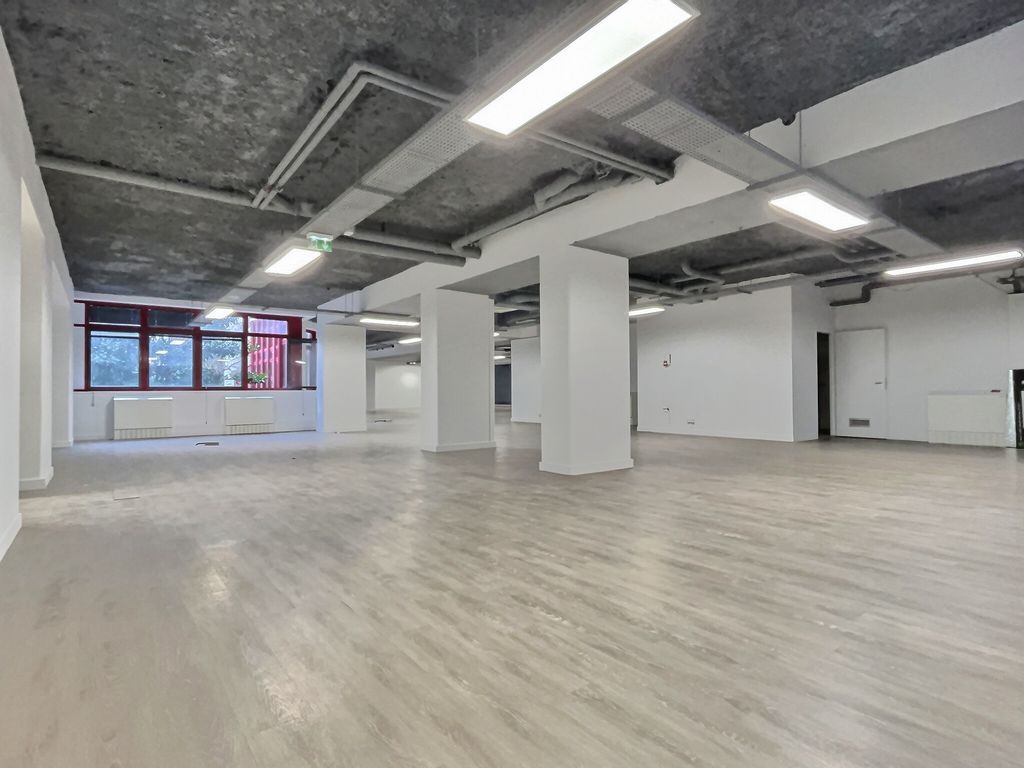 Vente bureaux 1685 m² divisibles à partir de 168 m²