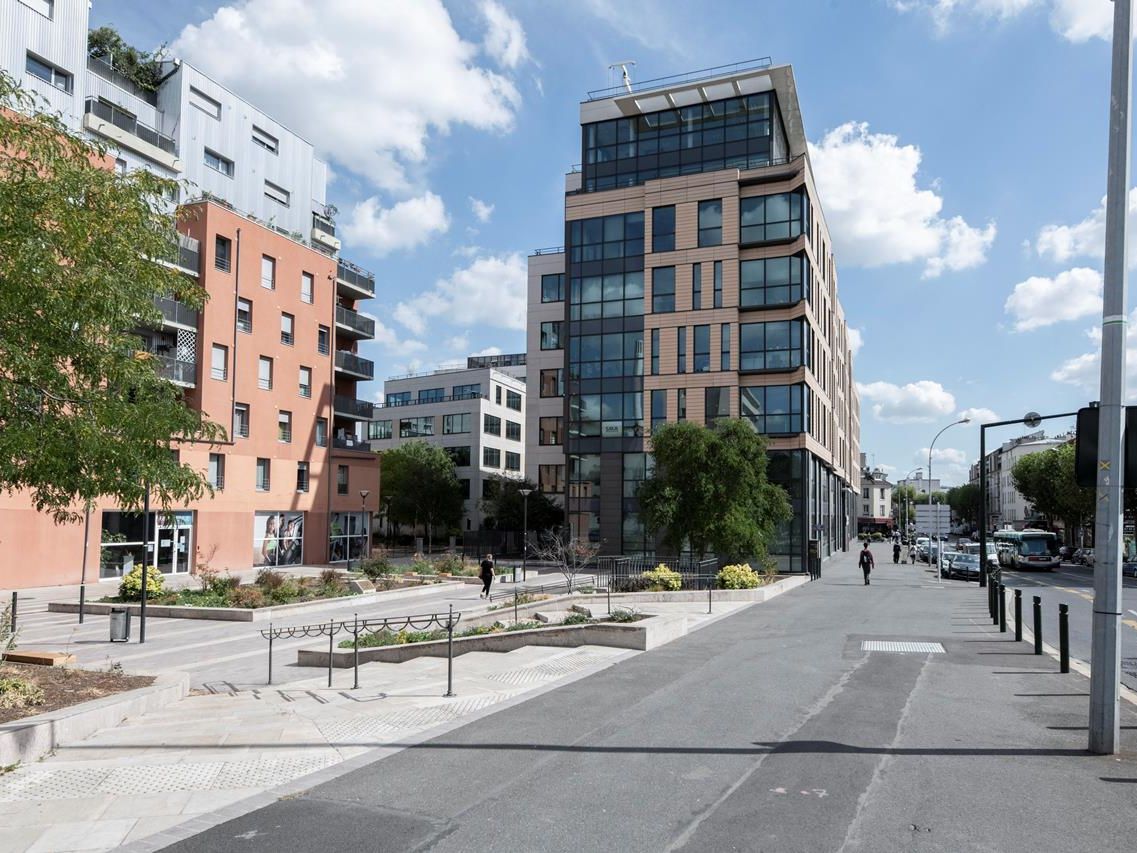 Stop & Work_ALFORTVILLE_Alfortville_5205_Alfortville_France_Exterior