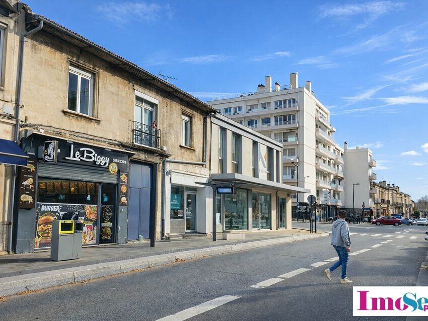 Location local commercial 60 m² non divisibles