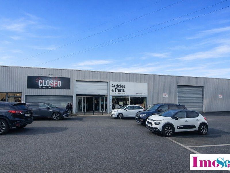 Location local commercial 190 m² non divisibles