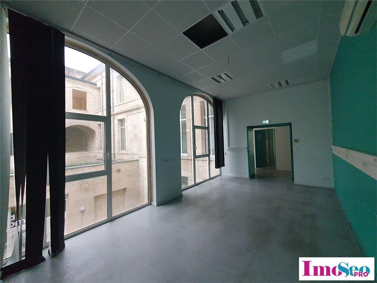 Location bureaux 142 m² non divisibles