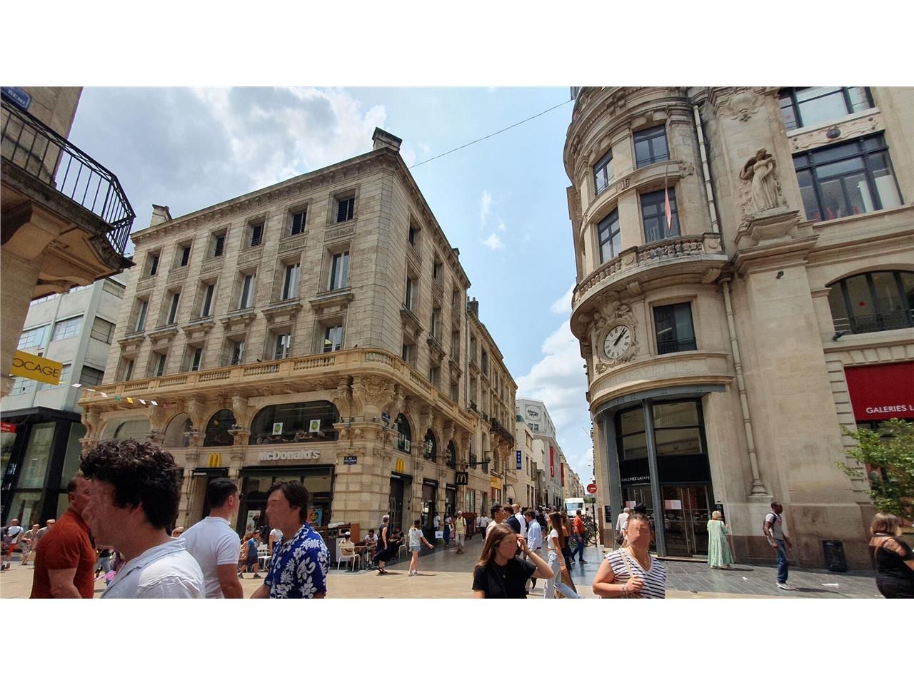Vente local 1423 m² non divisibles