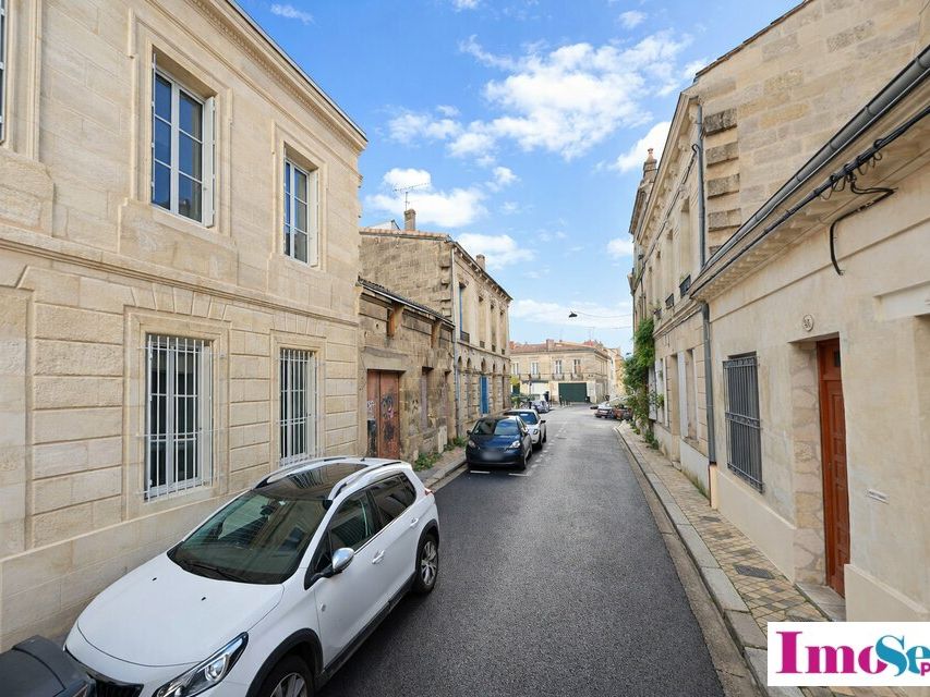 Location bureaux 80 m² non divisibles