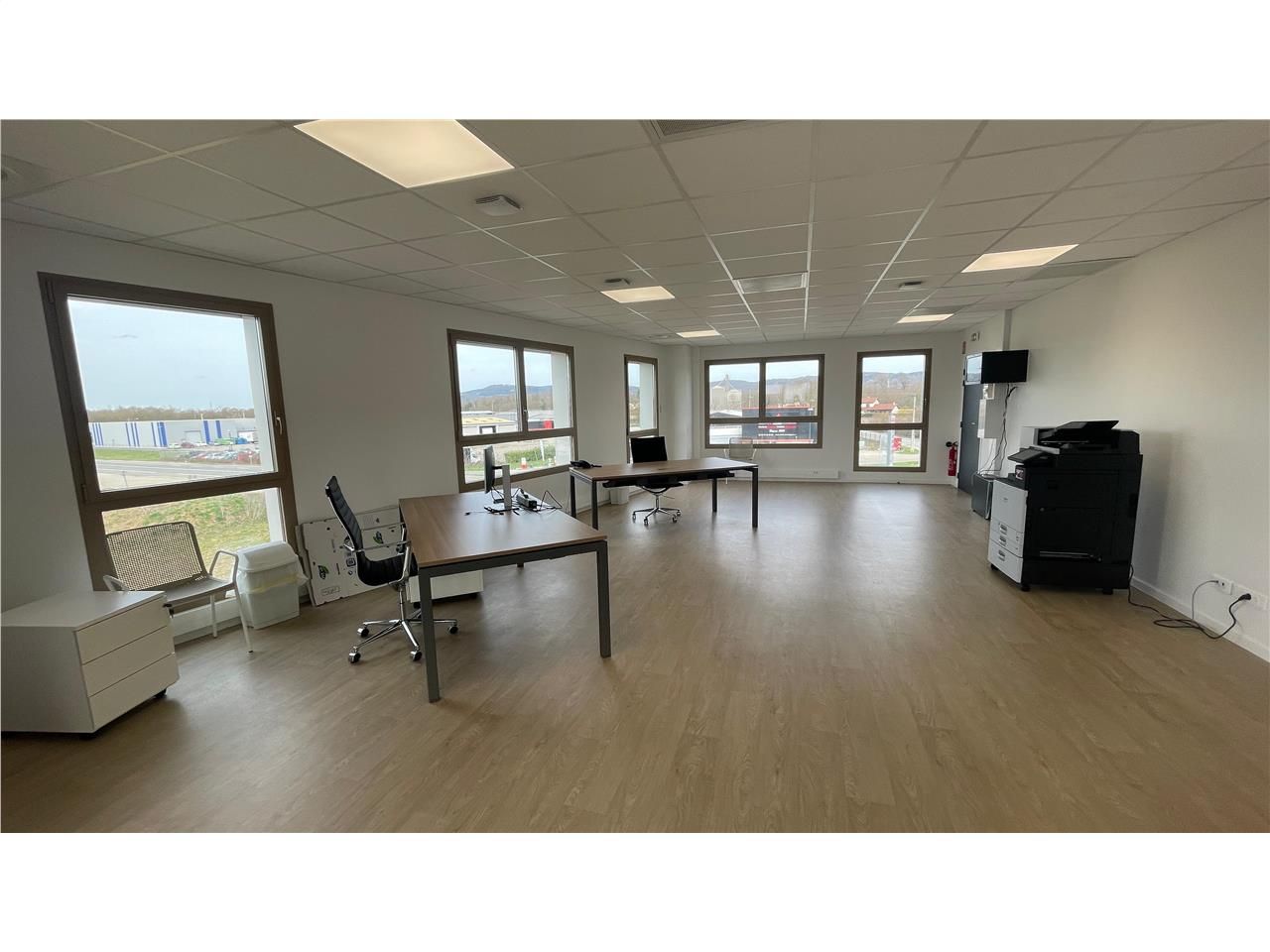 Location bureaux 95 m² non divisibles