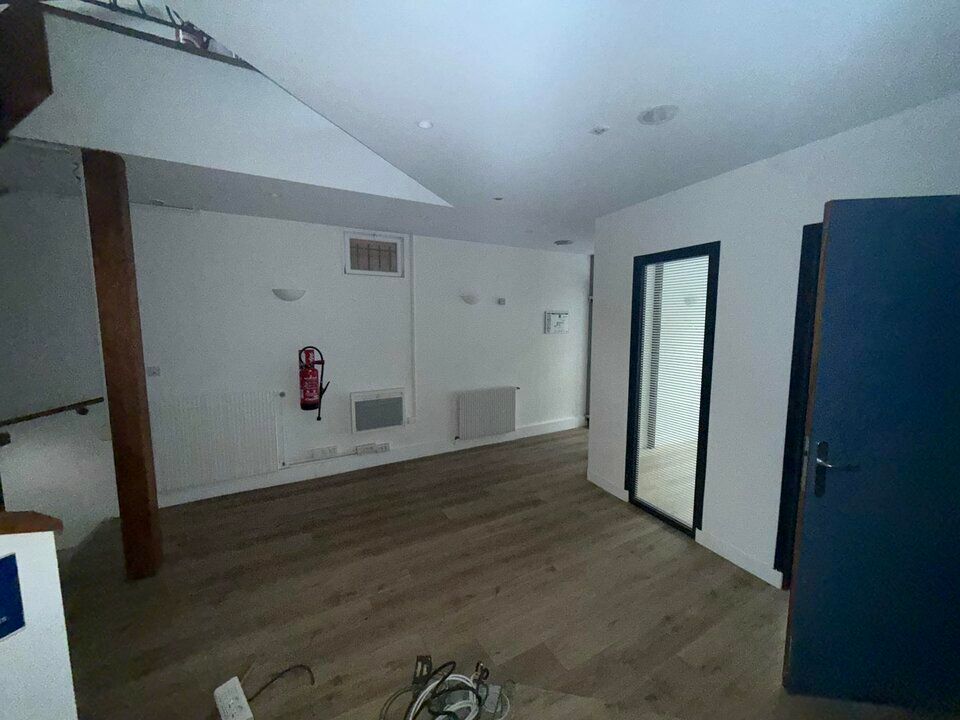 À vendre – Bureau – Centre-ville de Barentin