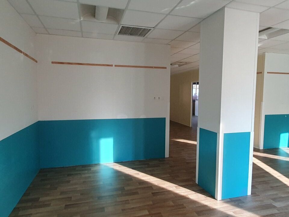 A louer bureaux 953 m² Grenoble Presqu'île