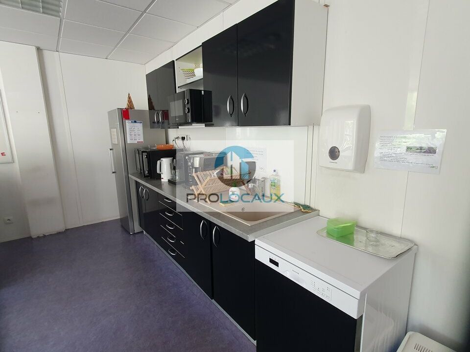 A louer bureaux 241 m² situés à Grenoble Presqu'île