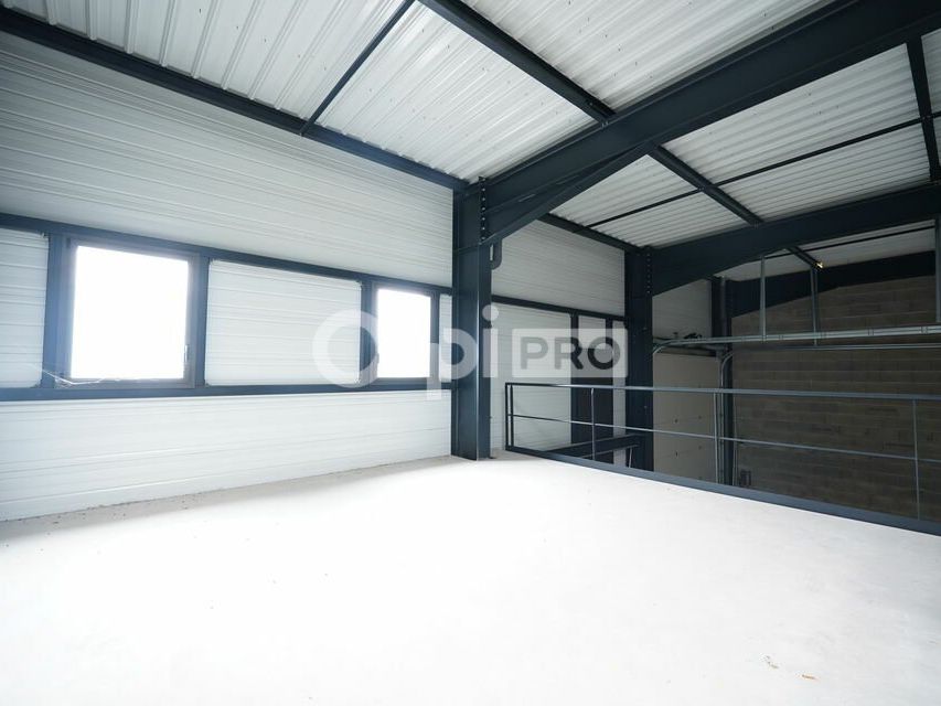 LOCAL D'ACTIVITE A VENDRE OU LOUER -  284,36 m²- SAINT VULBAS