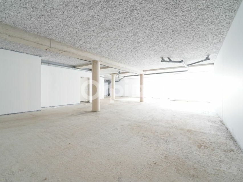 Location bureaux 250 m² divisibles à partir de 95 m²