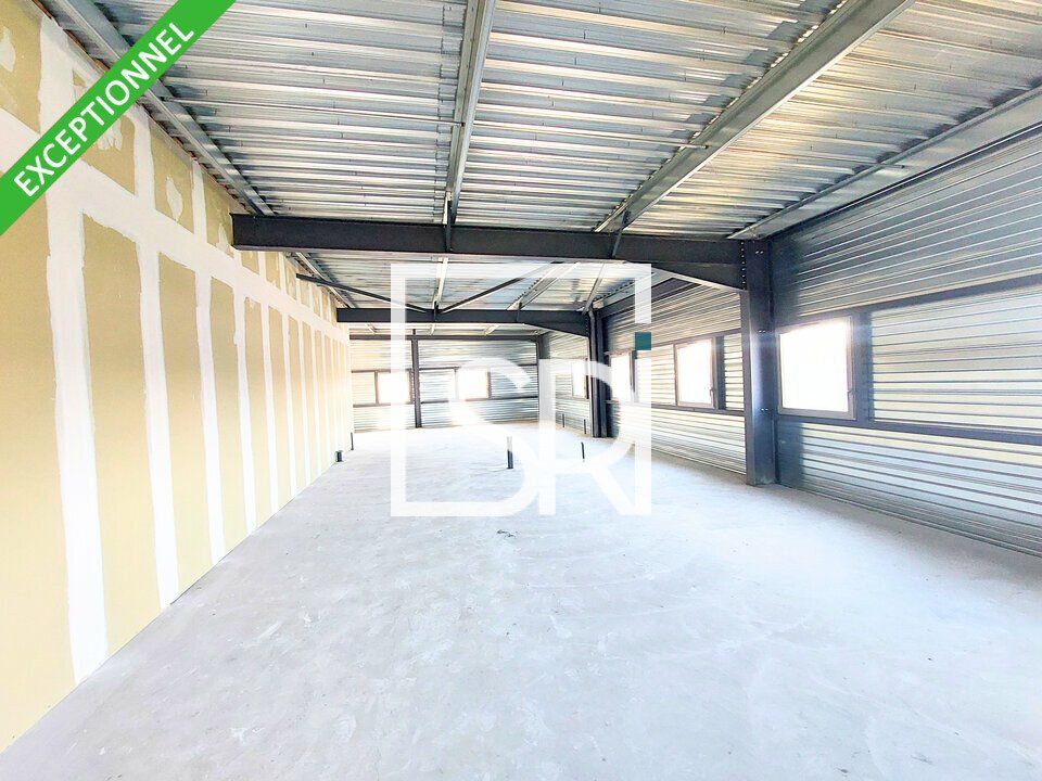 NEUFS - LOCATION BUREAUX 292 m2 DIVISIBLES EN 2 - 63430 PONT DU CHATEAU