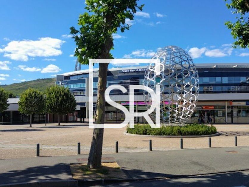 A VENDRE - FONDS DE COMMERCE PROCHE STADE MARCEL MICHELIN - CLERMONT FERRAND