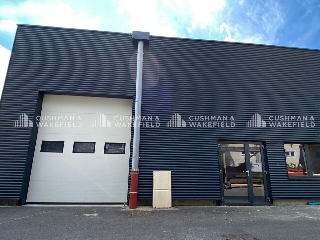 Vente activités 431 m² non divisibles
