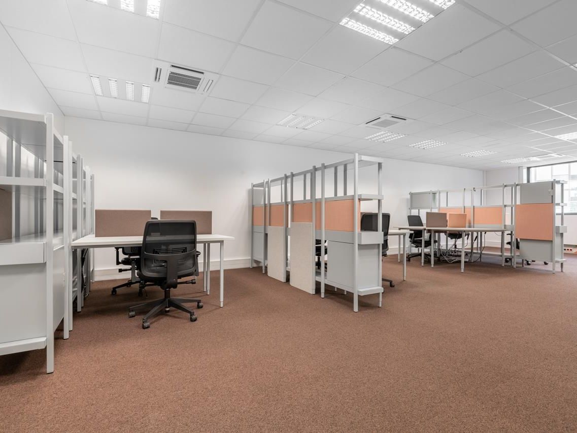 Regus_Issy les Moulineaux, Camille Desmoulins_5653_Issy-Les-Moulineaux_France_LargeOffice