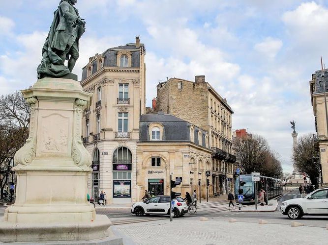 Cession fonds de commerce 106 m² non divisibles